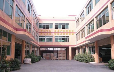 專業為客戶提供脫模、防銹、清洗、潤滑等注塑(壓鑄)模具護理潤滑產品技術解決方案的優質服務商 。環保型產品:塑膠脫模劑、工模防銹劑、模具清洗劑、模具防銹劑、頂針,工廠,廠商-東莞市龍翔模具潤滑油